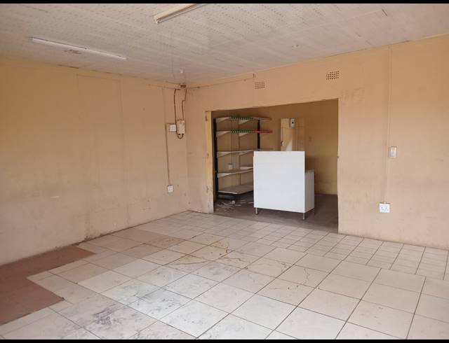 3 BEDROOM HOUSE FOR SALE IN EVATON WEST